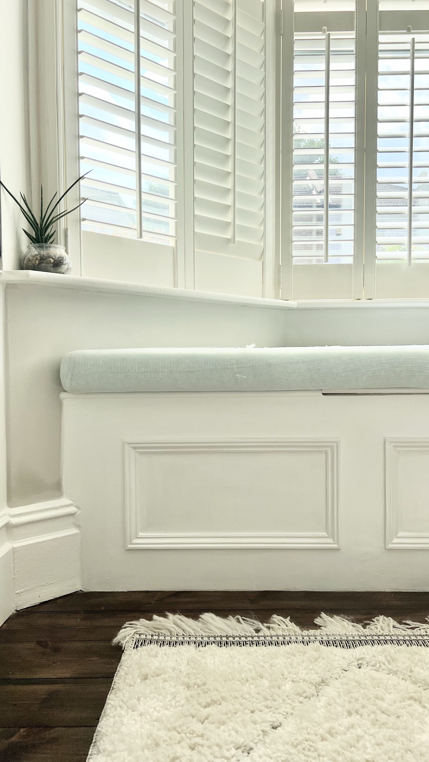 DIY bay window seat cushion - Little Terraced House - Affordable Window Seat Foam Cushion